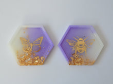 Lade das Bild in den Galerie-Viewer, Golden Bee &amp; Butterfly Tray

