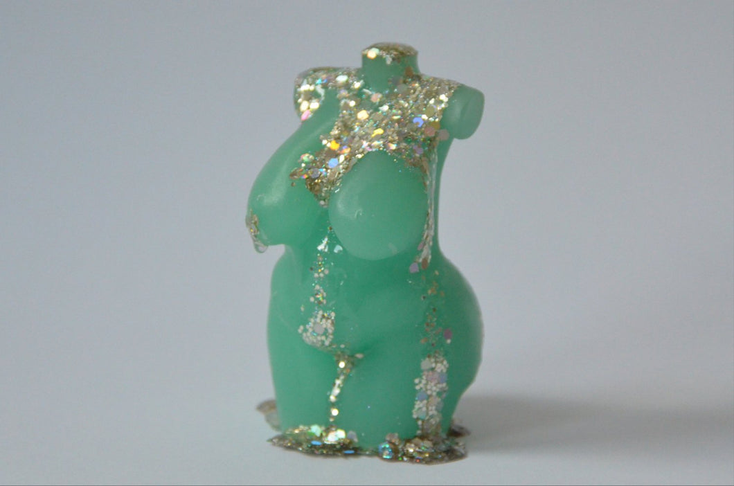Curvy Glitter Goddess in Green